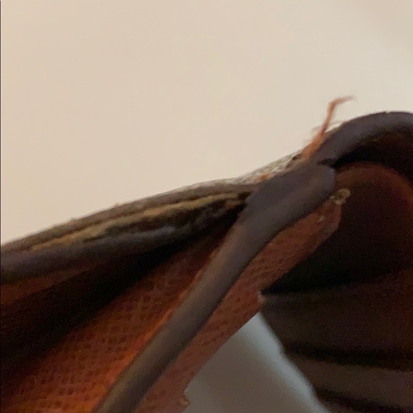 Louis Vuitton Wallet - Picture 6 of 8